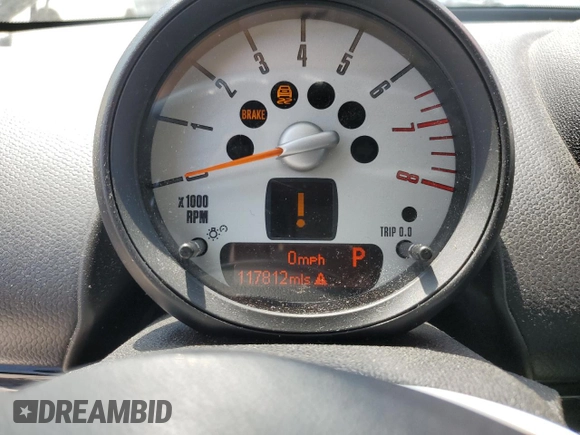 2011 MINI Countryman S with VIN WMWZC5C57BWL53495, listed as a Copart auction lot 61956365 with 117,812 mi miles and Clean title. Bid and sale history available at DreamBid. Image 9.