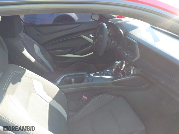 2019 Chevrolet Camaro 1LT with VIN 1G1FB1RS0K0139541, listed as a IAAI auction lot 41674031 with 62,602 mi miles. Bid and sale history available at carsss.com. Image 5.