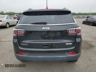2020 Jeep Compass Latitude with VIN 3C4NJDBB8LT138319, listed as a Copart auction lot 58941325 with 32,620 mi miles and Salvage title. Bid and sale history available at DreamBid. Image 6.