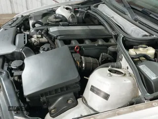2005 BMW 3 Series 325i с VIN WBAEV33455KW20634, выставлен на аукционе IAAI как лот 42859284 с пробегом 167 434 миль миль и . История ставок и продаж доступна на DreamBid. Изображение 20.