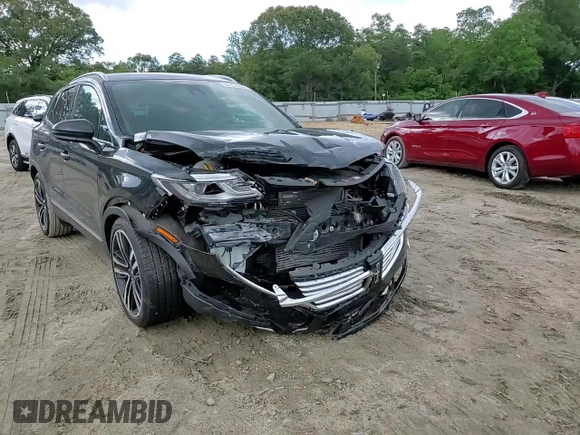 2018 Lincoln MKC Reserve z VIN 5LMTJ3DH7JUL33049, wystawiony jako Copart lot #57151205 z przebiegiem 39 594 mil mil oraz Szkody całkowita. Historia ofert i sprzedaży dostępna na DreamBid. Obrazek 15.