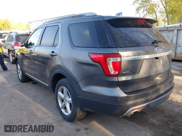 2016 Ford Explorer XLT with VIN 1FM5K8DH6GGC38012, listed as a IAAI auction lot 42145240 with 97,858 mi miles and . Bid and sale history available at carsss.com. Image 3.