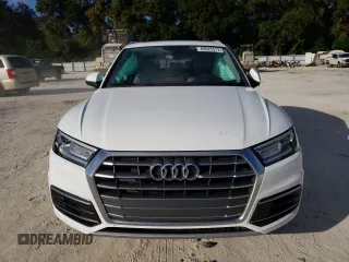 2018 Audi Q5 Premium with VIN WA1ANAFY4J2017764, listed as a Copart auction lot 69925572 with 67,518 mi miles. Bid and sale history available at carsss.com. Image 5.