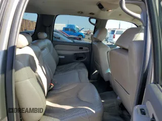 2000 GMC Yukon XL SLT with VIN 3GKFK16T3YG132578, listed as a Copart auction lot 43874005 with 178,895 mi miles and Salvage Title. Bid and sale history available at carsss.com. Image 11.