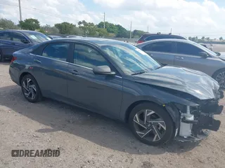 2024 Hyundai Elantra SEL z VIN KMHLS4DG4RU804910, wystawiony jako IAAI lot #41898864 z przebiegiem 4 294 mil mil oraz . Historia ofert i sprzedaży dostępna na DreamBid. Obrazek 1.