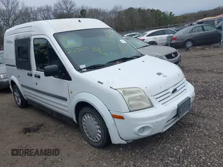 2010 Ford Transit Connect XLT z VIN NM0KS9BN5AT015042, wystawiony jako IAAI lot #42018662 z przebiegiem Nie podano mil oraz . Historia ofert i sprzedaży dostępna na DreamBid. Obrazek 1.