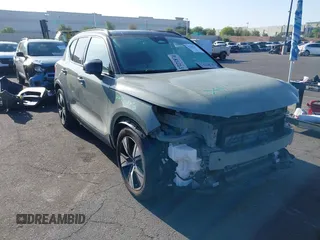2021 Volvo XC40 with VIN YV4ED3UR3M2547274, listed as a IAAI auction lot 42328137 with 28,585 mi miles and . Bid and sale history available at DreamBid. Image 14.