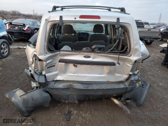 2003 Ford Escape XLS Popular with VIN 1FMYU92133KC98260, listed as a Copart auction lot 85364804 with 246,664 mi miles and Salvage Title. Bid and sale history available at carsss.com. Image 6.