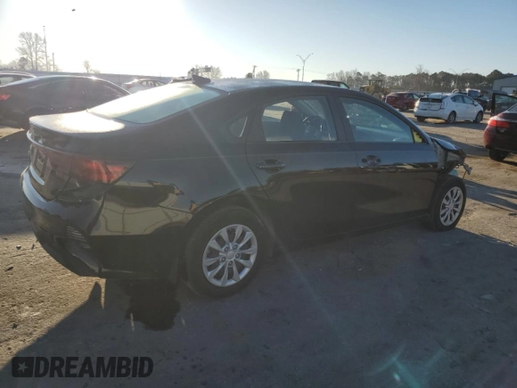 2024 Kia Forte LX with VIN 3KPF24AD0RE699194, listed as a Copart auction lot 88967025 with 32,691 mi miles and Salvage Title. Bid and sale history available at carsss.com. Image 3.