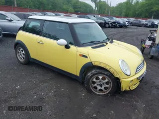 2005 MINI Hardtop с VIN WMWRC33495TJ68723, выставлен на аукционе IAAI как лот 42275170 с пробегом 88 165 миль миль и . История ставок и продаж доступна на DreamBid. Изображение 1.