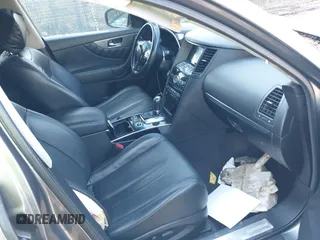 2014 Infiniti QX70 с VIN JN8CS1MW9EM413406, выставлен на аукционе IAAI как лот 41909387 с пробегом 123 957 миль миль и . История ставок и продаж доступна на DreamBid. Изображение 5.