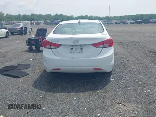 2013 Hyundai Elantra Limited с VIN 5NPDH4AEXDH352278, выставлен на аукционе IAAI как лот 42233510 с пробегом 200 382 миль миль и . История ставок и продаж доступна на DreamBid. Изображение 16.