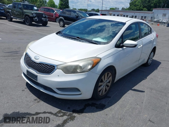 2014 Kia Forte LX with VIN KNAFX4A61E5055158, listed as a IAAI auction lot 42212501 with 224,830 mi miles and . Bid and sale history available at carsss.com. Image 2.
