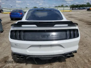 2019 Ford Mustang GT z VIN 1FA6P8CF8K5199735, wystawiony jako Copart lot #54519535 z przebiegiem 64 839 mil mil oraz Szkoda całkowita • Salvage title. Historia ofert i sprzedaży dostępna na DreamBid. Obrazek 6.