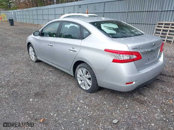 2014 Nissan Sentra SV with VIN 3N1AB7AP8EY260181, listed as a IAAI auction lot 41897517 with 174,384 mi miles. Bid and sale history available at carsss.com. Image 3.
