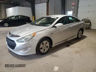 2012 Hyundai Sonata Hybrid with VIN KMHEC4A44CA020493, listed as a Copart auction lot 60113635 with 190,163 mi miles and Salvage title. Bid and sale history available at DreamBid. Image 1.