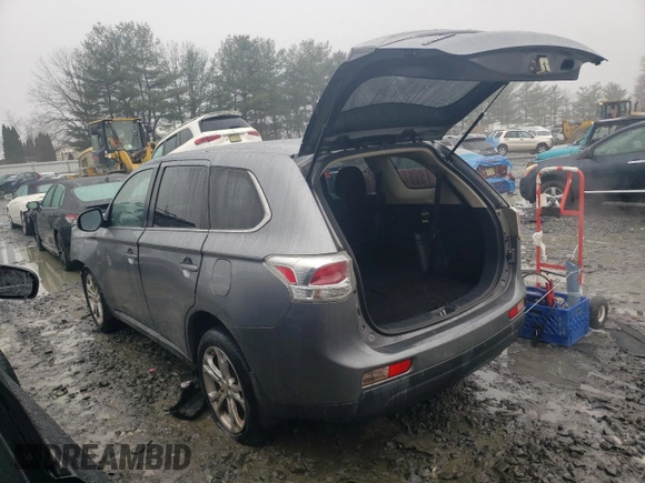 2014 Mitsubishi Outlander GT with VIN JA4JZ4AX2EZ009731, listed as a Copart auction lot 38760334 with 167,645 mi miles and Salvage title. Bid and sale history available at DreamBid. Image 2.