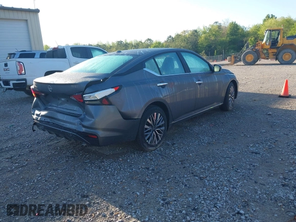 2025 Nissan Altima SV with VIN 1N4BL4DV5SN381854, listed as a IAAI auction lot 41948536 with 309 mi miles and . Bid and sale history available at DreamBid. Image 4.