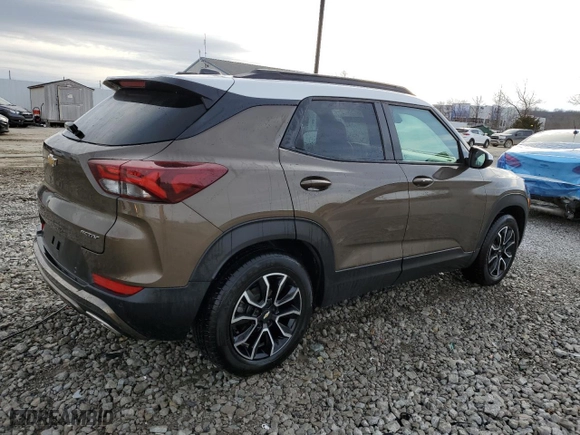 2021 Chevrolet TrailBlazer ACTIV with VIN KL79MVSL4MB016256, listed as a Copart auction lot 48281495 with 82,112 mi miles and Salvage Title. Bid and sale history available at carsss.com. Image 3.