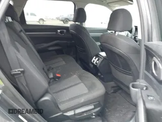 2021 Kia Sorento LX z VIN 5XYRGDLC7MG043279, wystawiony jako IAAI lot #41814356 z przebiegiem 97 094 mil mil oraz . Historia ofert i sprzedaży dostępna na DreamBid. Obrazek 8.