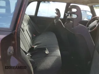 1993 Volvo 240 z VIN YV1AS8801P1487953, wystawiony jako Copart lot #77392634 z przebiegiem 270 844 mil mil oraz Szkody całkowita. Historia ofert i sprzedaży dostępna na DreamBid. Obrazek 10.