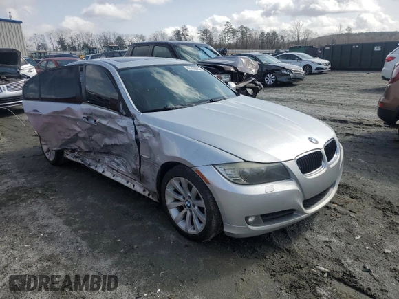 2009 BMW 3 Series 328i with VIN WBAPH77549NM45033, listed as a Copart auction lot 47750835 with 195,780 mi miles and Salvage Title. Bid and sale history available at carsss.com. Image 4.