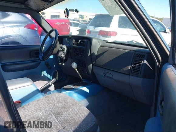 1998 Jeep Cherokee SE с VIN 1J4FT28S3WL282431, выставлен на аукционе IAAI как лот 41668470 с пробегом 203 932 миль миль и . История ставок и продаж доступна на DreamBid. Изображение 5.