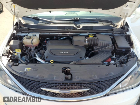 2018 Chrysler Pacifica Touring Plus with VIN 2C4RC1FG4JR157496, listed as a Copart auction lot 88452535 with 78,252 mi miles and Salvage Title. Bid and sale history available at DreamBid. Image 12.