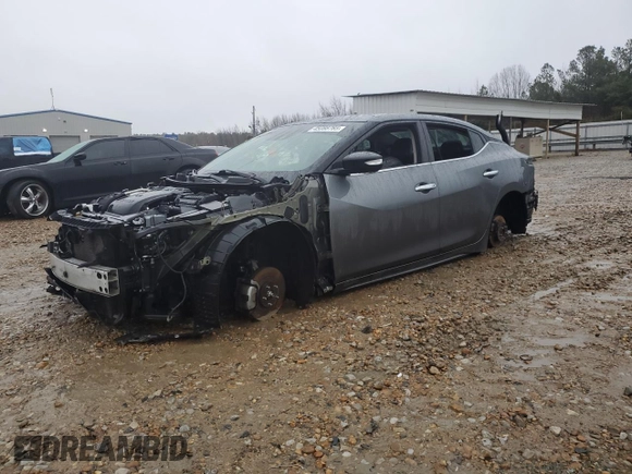 2020 Nissan Maxima SV with VIN 1N4AA6CV5LC373779, listed as a Copart auction lot 45088765 with 109,443 mi miles and Salvage Title. Bid and sale history available at carsss.com. Image 1.