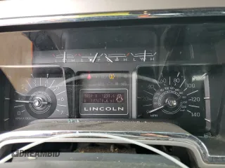 2008 Lincoln Navigator with VIN 5LMFU28548LJ09235, listed as a Copart auction lot 65795215 with 187,078 mi miles and Salvage title. Bid and sale history available at DreamBid. Image 9.