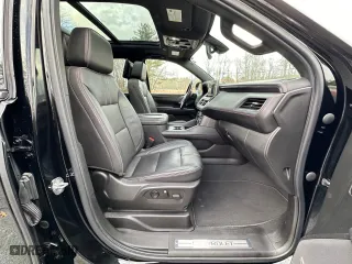 2021 Chevrolet Suburban RST with VIN 1GNSKEKD7MR480448, listed as a Copart auction lot 82538714 with 279,191 mi miles and Clean Title. Bid and sale history available at carsss.com. Image 5.