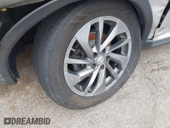 2014 Nissan Rogue SL with VIN 5N1AT2MVXEC776070, listed as a IAAI auction lot 42095967 with 139,566 mi miles. Bid and sale history available at carsss.com. Image 13.