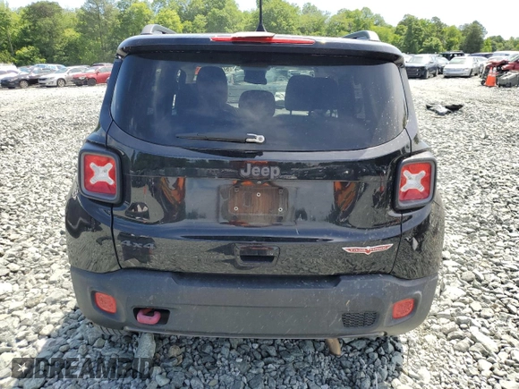 2018 Jeep Renegade Trailhawk with VIN ZACCJBCB0JPH15701, listed as a Copart auction lot 57450485 with Not provided miles and Salvage title. Bid and sale history available at DreamBid. Image 6.