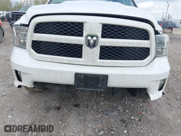 2016 Ram 1500 Express z VIN 1C6RR7FT5GS135696, wystawiony jako IAAI lot #42245486 z przebiegiem 150 056 mil mil oraz . Historia ofert i sprzedaży dostępna na DreamBid. Obrazek 6.