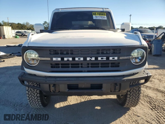 2024 Ford Bronco with VIN 1FMEE1BP9RLA57747, listed as a Copart auction lot 76117634 with 2,779 mi miles and Salvage title. Bid and sale history available at DreamBid. Image 5.