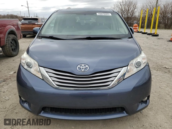 2015 Toyota Sienna XLE с VIN 5TDYK3DC8FS671800, выставлен на аукционе Copart как лот 49820685 с пробегом 110 256 миль миль и Списание • Salvage title. История ставок и продаж доступна на DreamBid. Изображение 5.