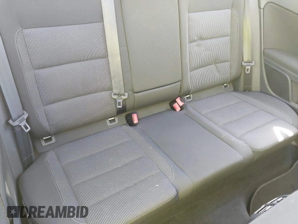 2012 Volkswagen Golf TDI w/Tech Pkg с VIN WVWMM7AJXCW111761, выставлен на аукционе IAAI как лот 42322308 с пробегом 138 743 миль миль и . История ставок и продаж доступна на DreamBid. Изображение 8.