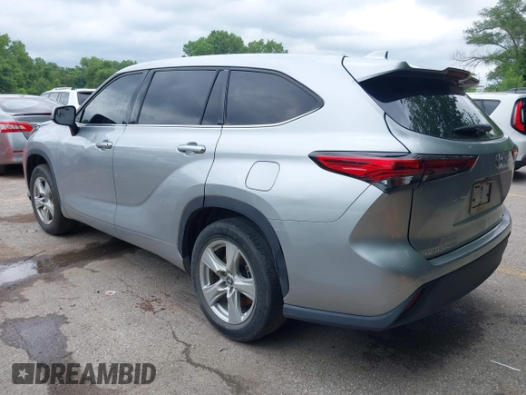 2020 Toyota Highlander LE with VIN 5TDZZRAH6LS027761, listed as a IAAI auction lot 42034714 with 90,546 mi miles and . Bid and sale history available at DreamBid. Image 3.