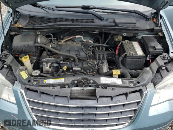 2008 Chrysler Town & Country Touring with VIN 2A8HR54P38R803439, listed as a Copart auction lot 56575505 with 130,186 mi miles and Salvage title. Bid and sale history available at DreamBid. Image 12.