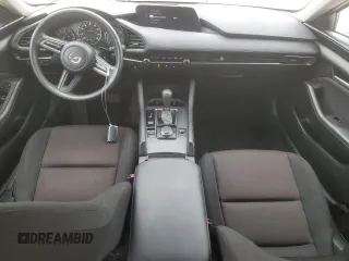 2022 Mazda 3 S with VIN 3MZBPAAL4NM307238, listed as a Copart auction lot 86509444 with 31,607 mi miles and Salvage title. Bid and sale history available at DreamBid. Image 8.