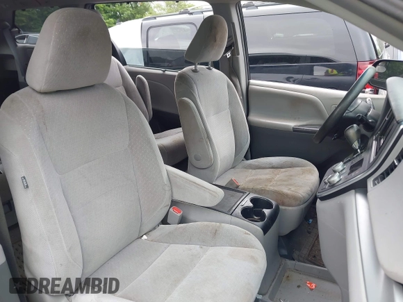 2015 Toyota Sienna LE AAS with VIN 5TDKK3DC0FS588089, listed as a IAAI auction lot 42501791 with 190,322 mi miles and . Bid and sale history available at DreamBid. Image 5.
