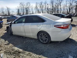 2015 Toyota Camry XLE with VIN 4T1BF1FK2FU101656, listed as a Copart auction lot 48181125 with 115,453 mi miles and Salvage Title. Bid and sale history available at carsss.com. Image 2.