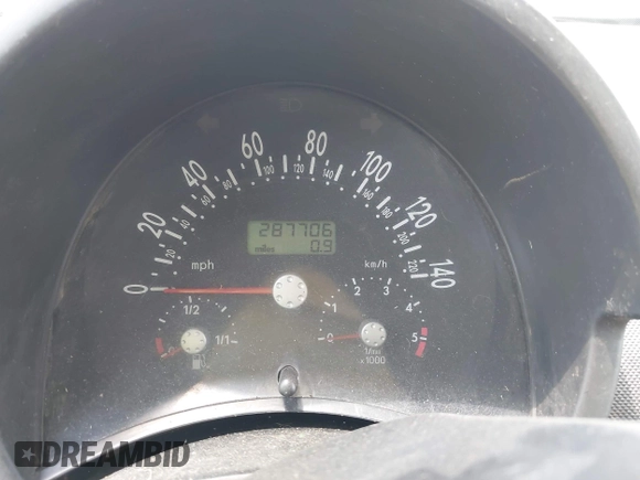 2001 Volkswagen Beetle GLS with VIN 3VWCP21CX1M423404, listed as a IAAI auction lot 42474548 with Not provided miles and . Bid and sale history available at DreamBid. Image 7.