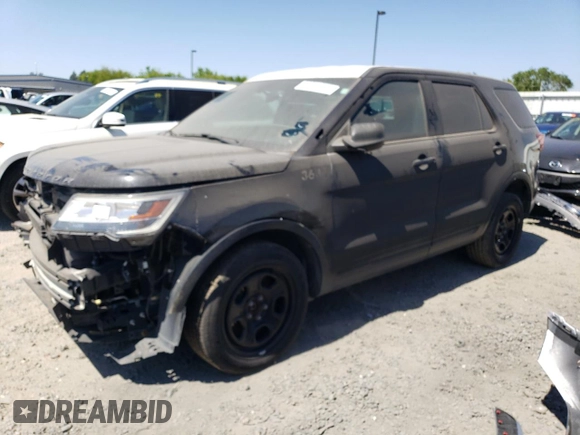 2018 Ford Police Interceptor Utility z VIN 1FM5K8AT7JGA44217, wystawiony jako Copart lot #53910515 z przebiegiem 49 310 mil mil oraz Tytuł czysty. Historia ofert i sprzedaży dostępna na DreamBid. Obrazek 1.