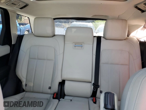 2018 Land Rover Range Rover Sport HSE with VIN SALWR2RV7JA188076, listed as a Copart auction lot 49951615 with 59,377 mi miles and Clean Title. Bid and sale history available at carsss.com. Image 10.