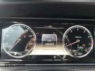2014 Mercedes-Benz S 550 with VIN WDDUG8FB2EA049356, listed as a Copart auction lot 61553375 with 185,553 mi miles and Salvage title. Bid and sale history available at DreamBid. Image 9.
