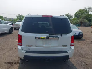 2011 Honda Pilot Touring z VIN 5FNYF4H9XBB003469, wystawiony jako IAAI lot #42369323 z przebiegiem 201 958 mil mil oraz . Historia ofert i sprzedaży dostępna na DreamBid. Obrazek 16.