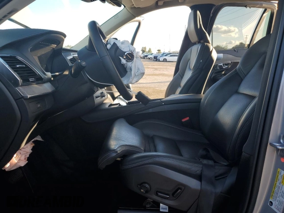 2023 Volvo XC90 Ultimate with VIN YV4062PA4P1988930, listed as a Copart auction lot 86547434 with 19,995 mi miles and Salvage Title. Bid and sale history available at carsss.com. Image 7.