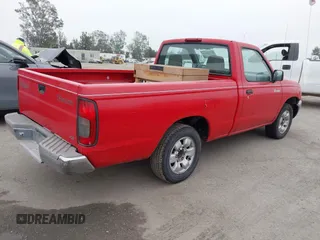 2000 Nissan Frontier XE with VIN 1N6DD21S7YC312552, listed as a IAAI auction lot 42726534 with 269,451 mi miles and . Bid and sale history available at DreamBid. Image 4.