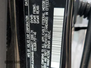 2018 Volvo S60 Dynamic z VIN YV126MFL8J2456490, wystawiony jako Copart lot #56557475 z przebiegiem 70 224 mil mil oraz Szkoda całkowita • Salvage title. Historia ofert i sprzedaży dostępna na DreamBid. Obrazek 12.